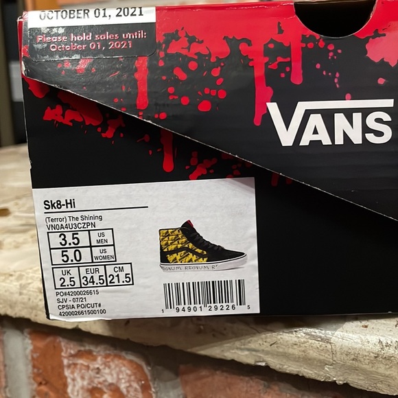 Vans Sk8 Hi Terror The Shining House of Terror - Picture 11 of 13